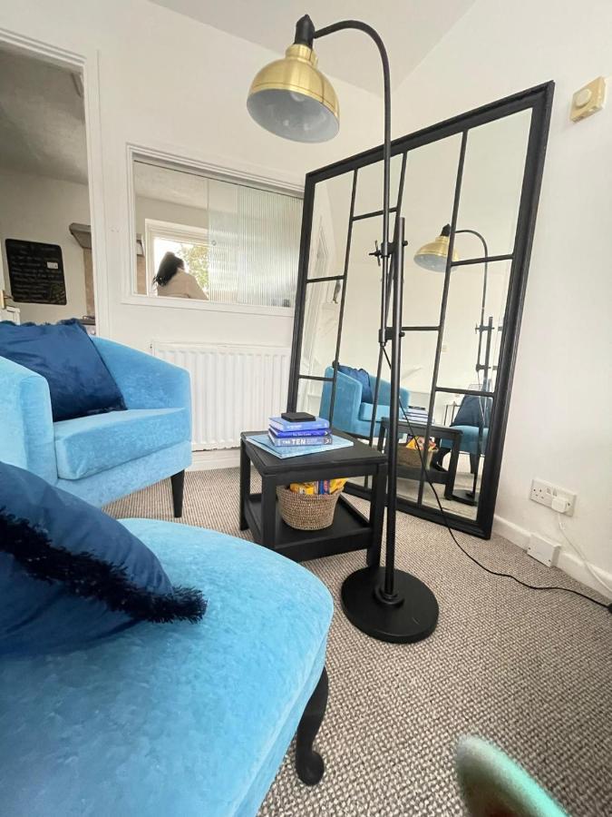 Lovely 1 Bed Home Near Hospital, With Parking & Garden Work Contractor Leisure, Sapphire Cambridge  Ngoại thất bức ảnh
